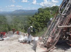 Figure 2: Reverse Circulation drilling at the Manga Prospect – April 2008