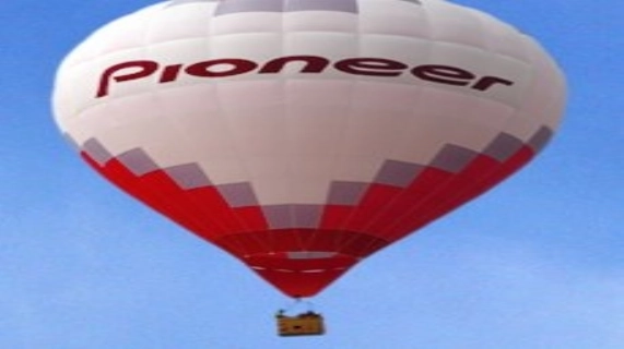 تسعى اليابانية لصناعة الإلكترونيات Pioneer Corp TYO:6773 للحصول على عدة مليارات ين من Honda Motor Co NYSE:HMC TYO:7267 بهدف الإستثمار، حسبما قالت مصادر مطلعة على المسألة. وتأمل الشركة بأن تستعيد قوتها من خلال تعزيز علاقاتها مع كبار شركات صناعة السيارات مثل هوندا.