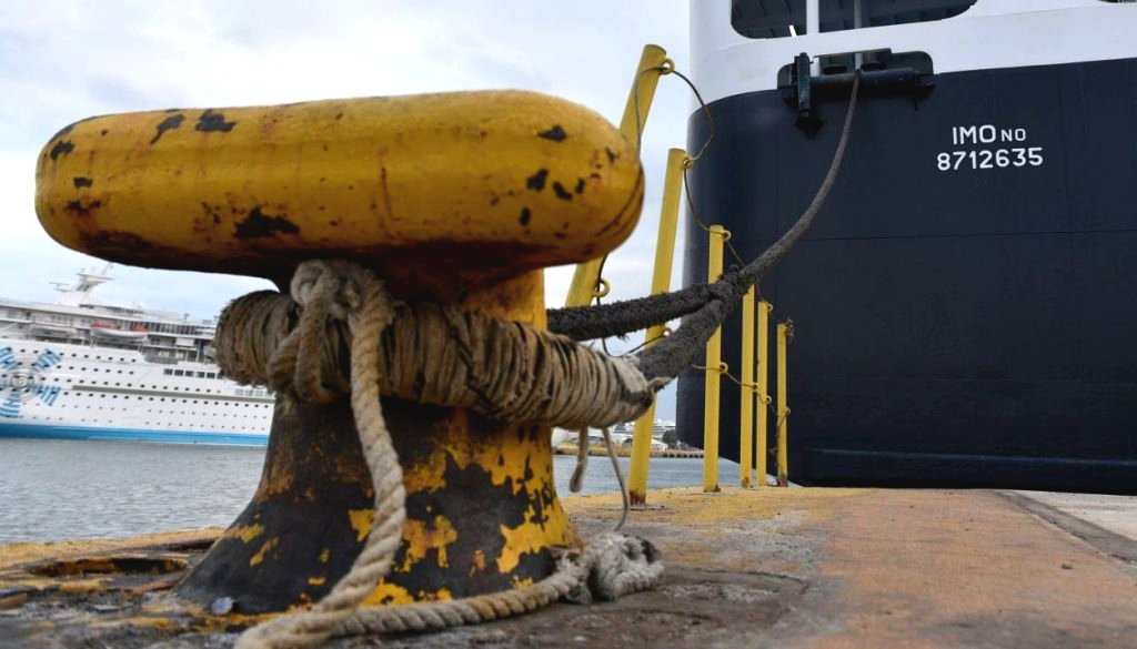 Ισχυροί νοτιοί άνεμοι προκαλούν προβλήματα στα ακτοπλοϊκά δρομολόγια