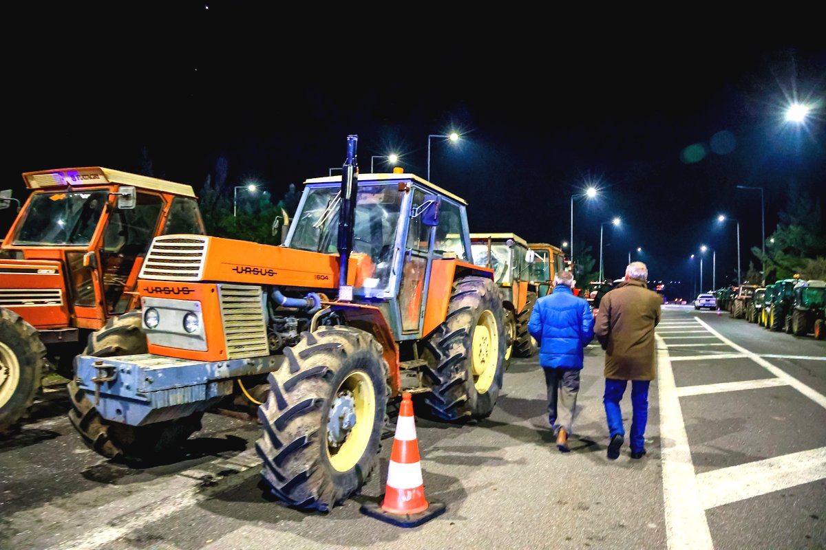 Νέες κυκλοφοριακές ρυθμίσεις στην εθνική οδό λόγω μπλόκων αγροτών σε Φθιώτιδα και Βοιωτία