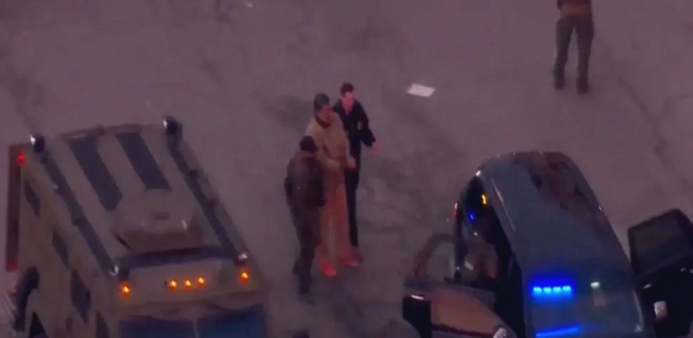 Ο Νικολάς Μαδούρο εμφανίζεται με χειροπέδες σε δικαστήριο του Μανχάταν