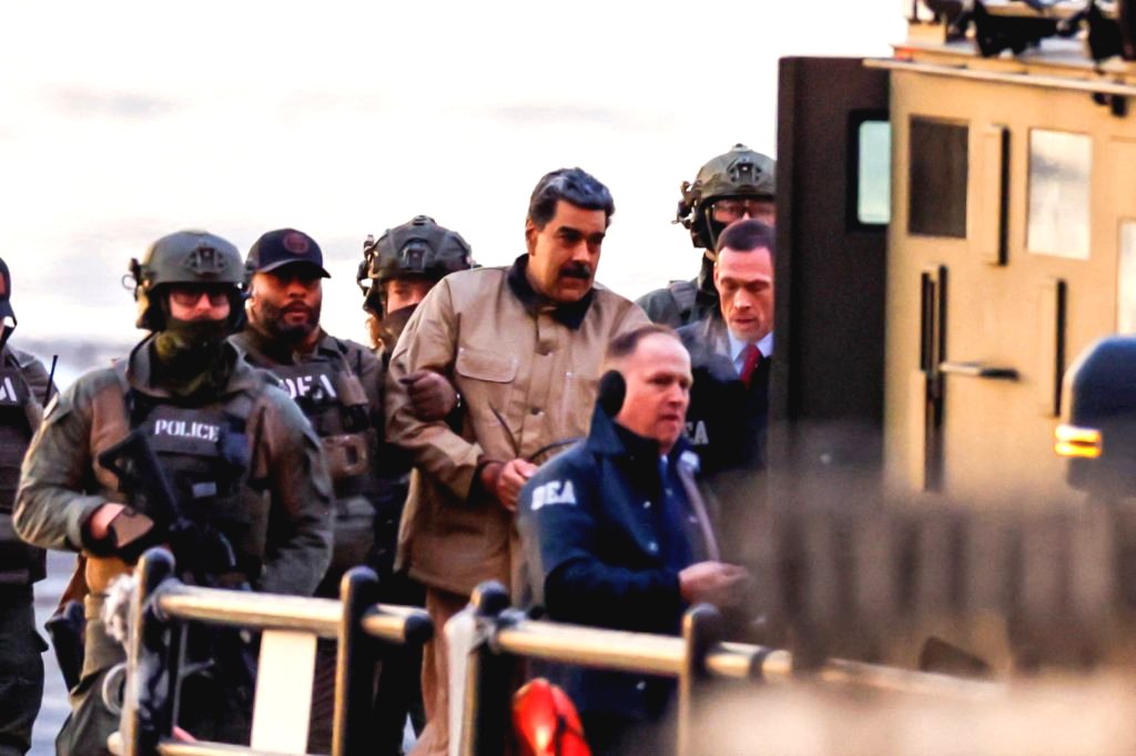 Στο εδώλιο του δικαστηρίου του Μανχάταν ο Μαδούρο – Η στάση που θα κρατήσει, το κατηγορητήριο και ο Εβραίος δι