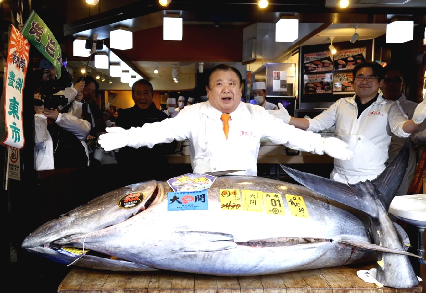 Τόνος 243 κιλών πωλήθηκε έναντι 510 εκατ. γιεν στο Τόκιο, νέο ρεκόρ δημοπρασίας