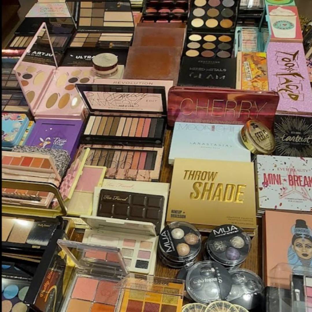 MakeupFactory Store Gulberg Emporium Market