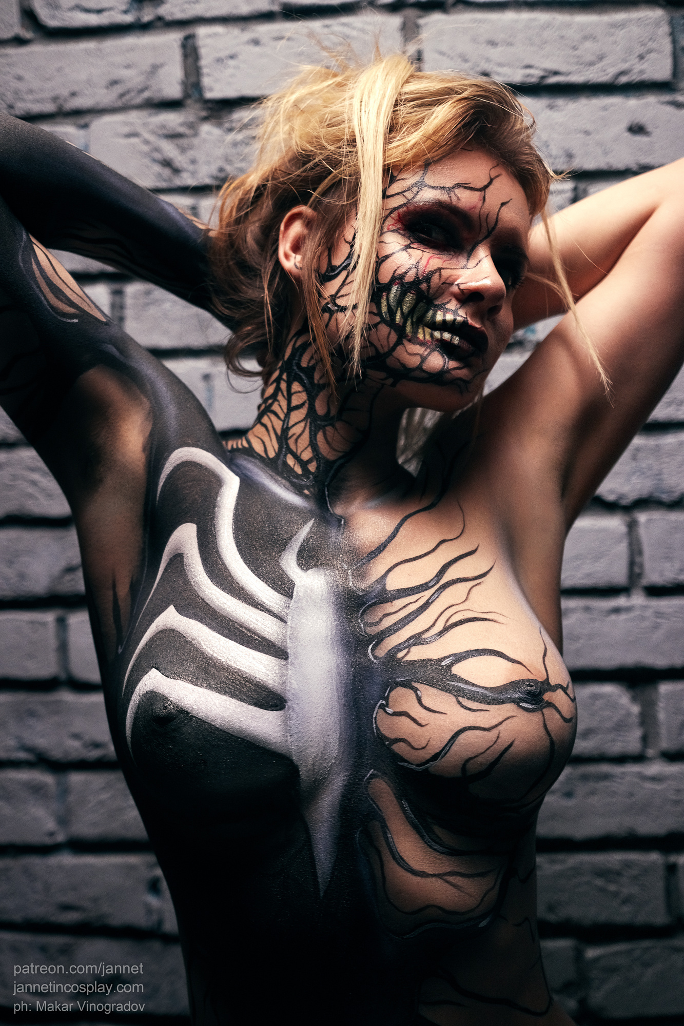 View She-Venom bodypaint [Jannetincosplay] for free | Simply-Cosplay