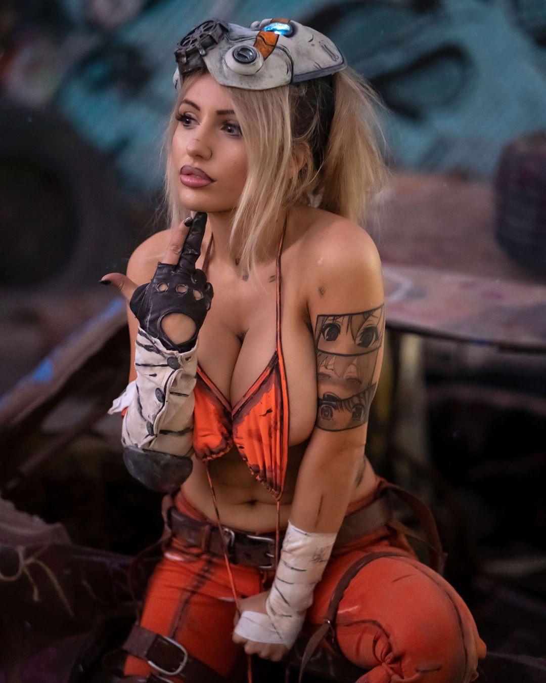 View Liz Katz as a Psycho (Borderlands) for free | Simply-Cosplay