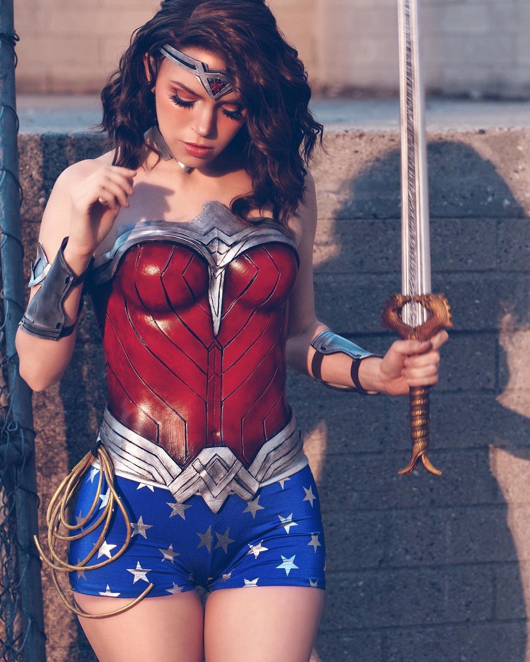 Wonder Woman Cosplay Porn - View Wonder Woman by Armored Heart Cosplay for free | Simply-Cosplay