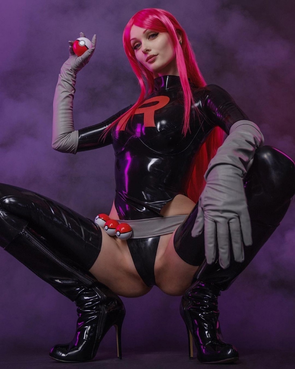 Sexy Latex Cosplay - View Latex Jessie cosplay by me for free | Simply-Cosplay