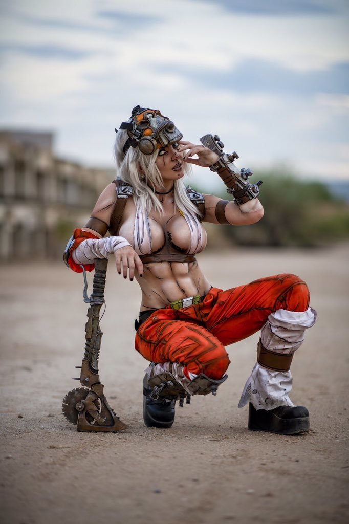 Borderlands Psycho Girl Porn - View Jessica Nigri Borderlands 3 Female Psycho for free | Simply-Cosplay