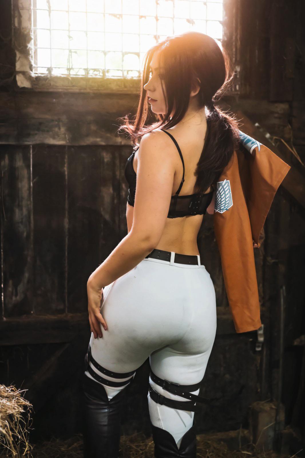 Attack On Titan Ymir Porn - View Ymir from Attack on Titan! By Satiellacosplay for free | Simply-Cosplay