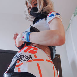 View Destiny - Bea for free | Simply-Cosplay