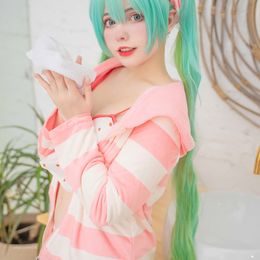View Saya Scarlet - Miku for free | Simply-Cosplay