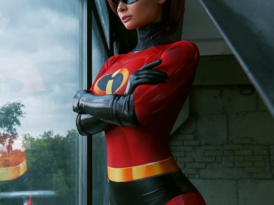 400px x 300px - the-incredibles cosplay images | Simply-Cosplay