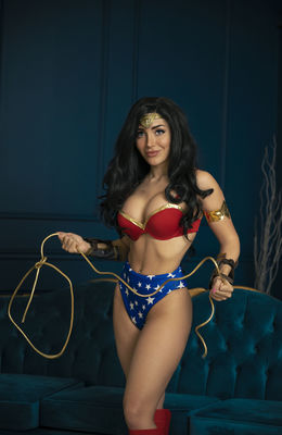 Wonder Woman Cosplay Porn - wonder-woman cosplay galleries | Simply-Cosplay