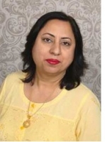 Headshot for Associate Ayesha Khan