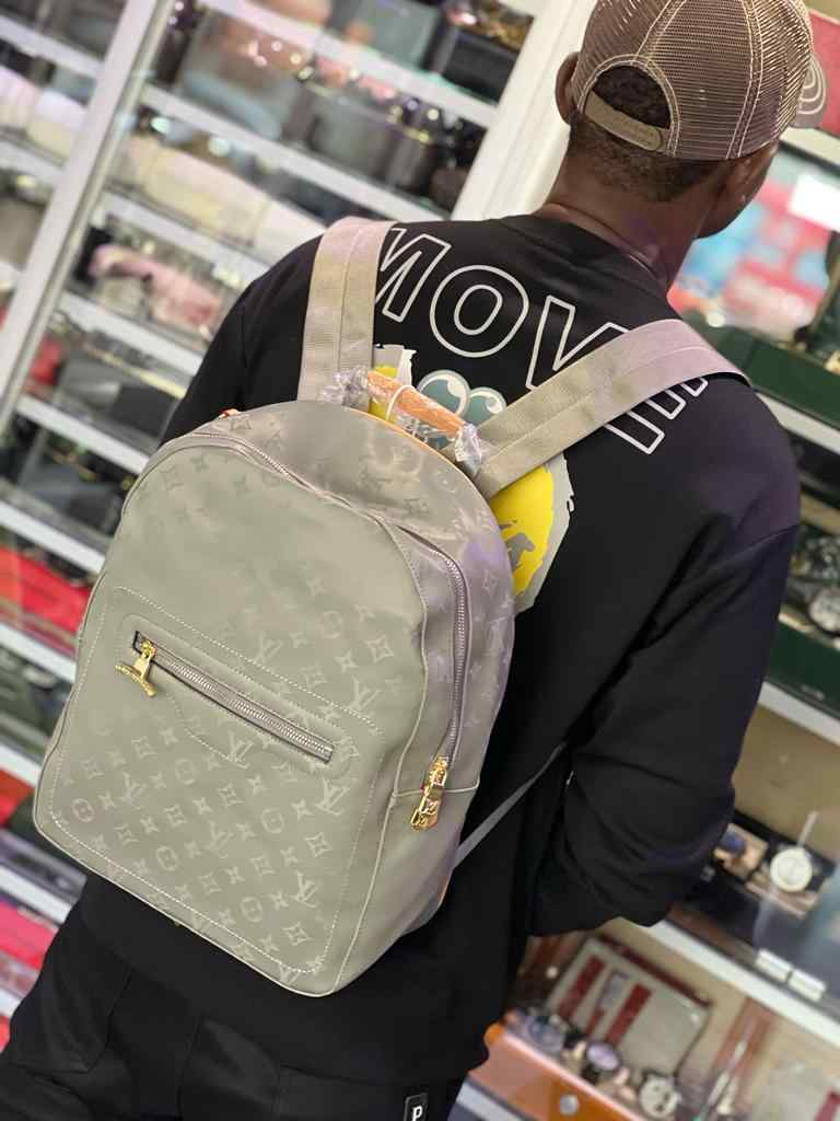 Sac a dos Louis vuitton