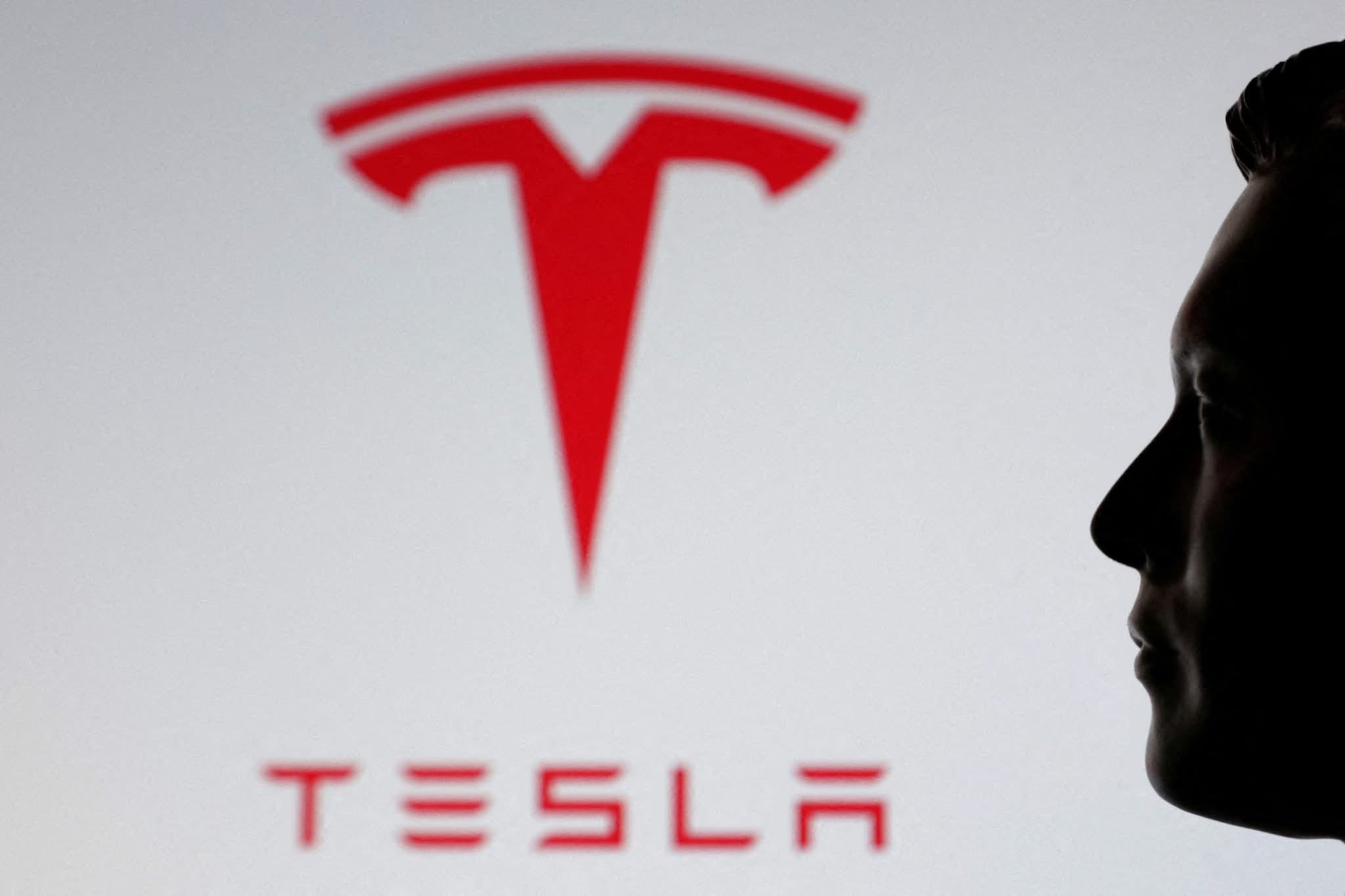 Tesla fined over £20,000 after at least 18 UK convictions for failing to co-operate with police