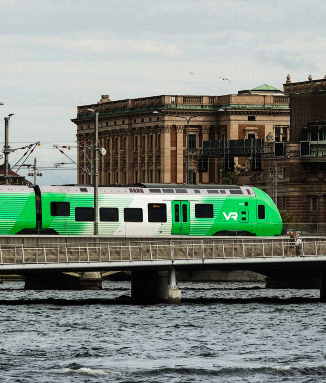 A BABY WAS BORN ABOARD A VR TRAIN
