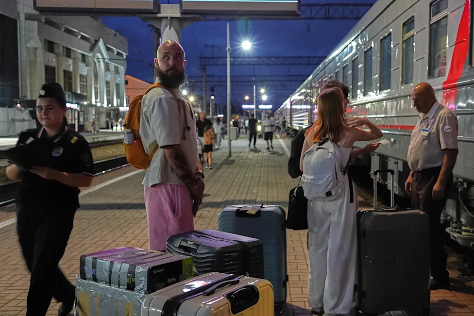 New Wave of Emigration from Russia: "Everyone is in Danger"