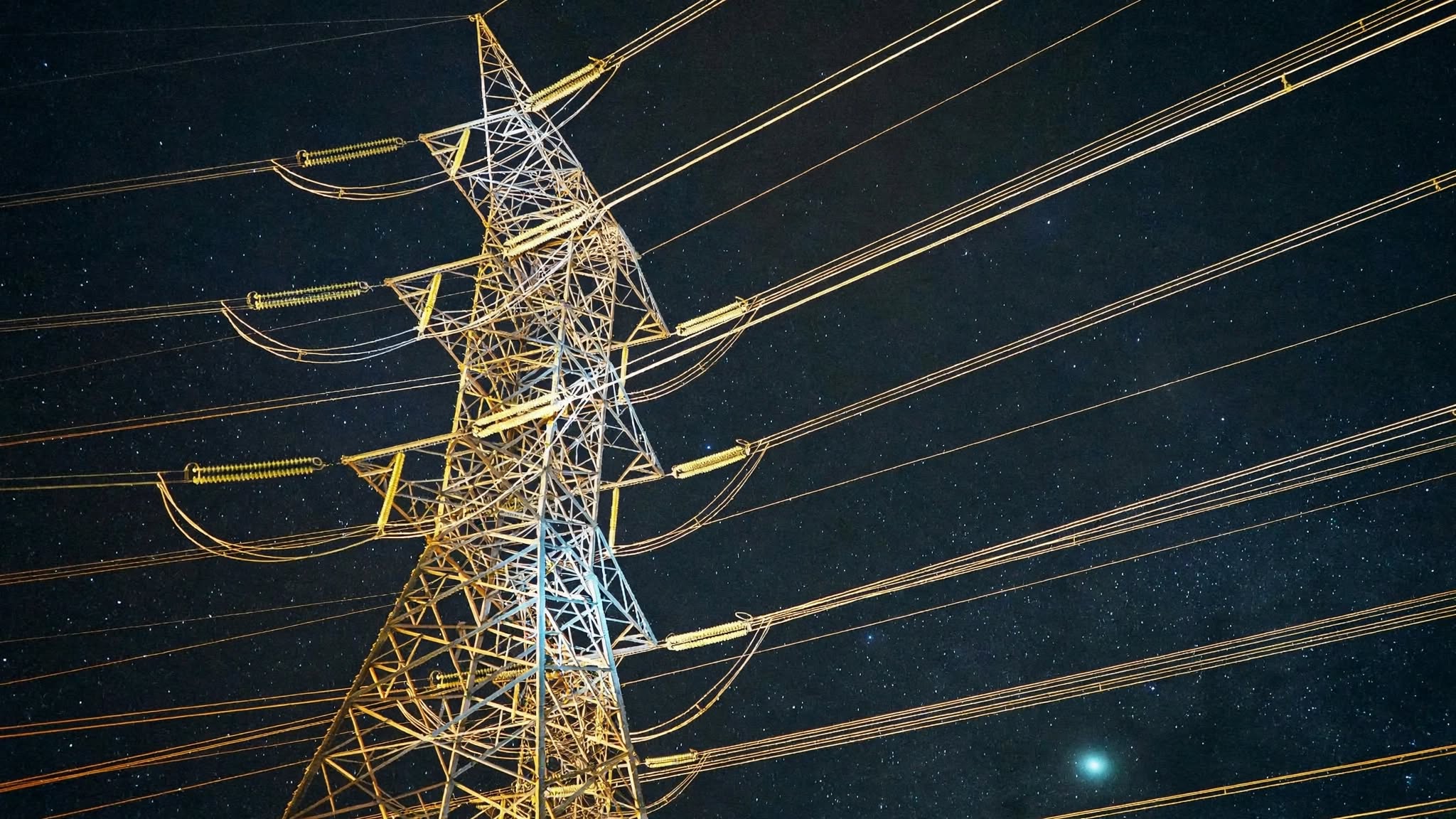 Electricity Prices to Reach Unusually High Levels Today
