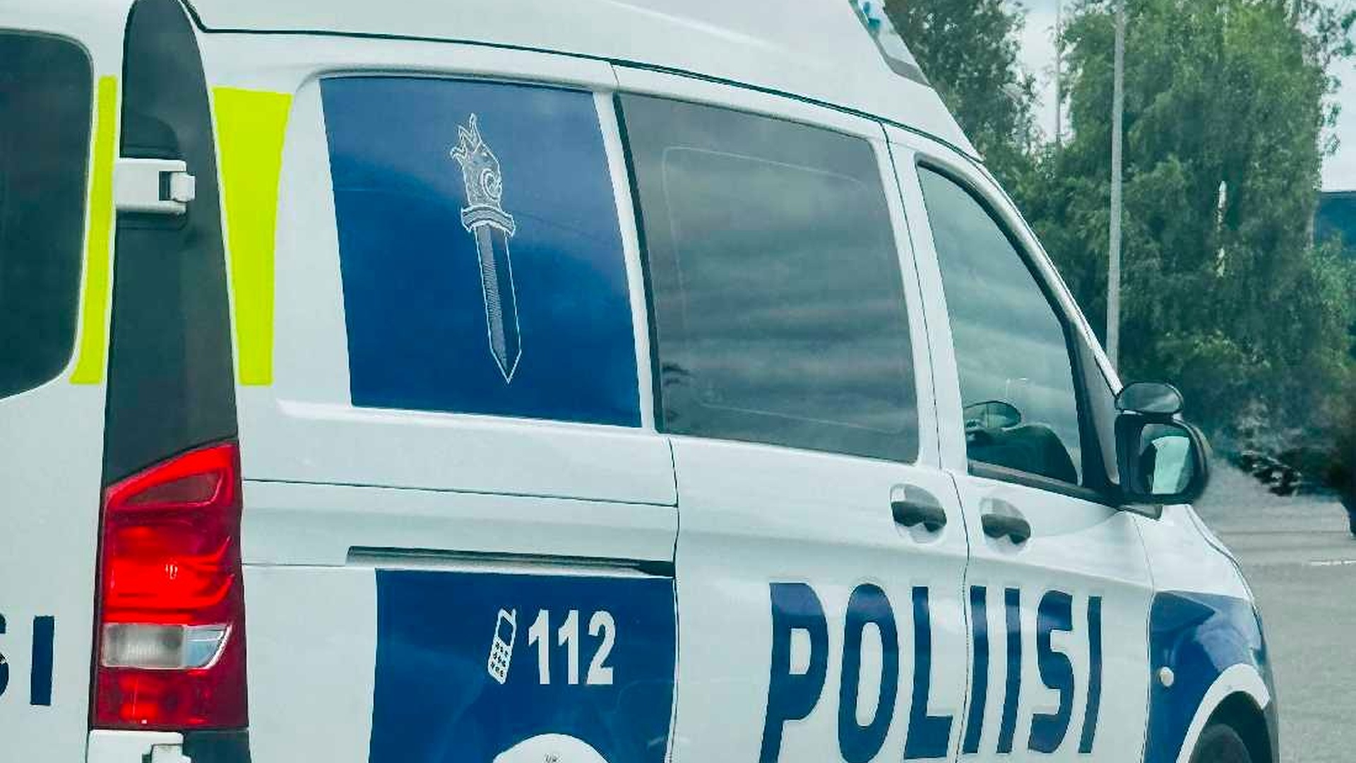 Three Foreign Men Arrested, Police Suspect Theft Series