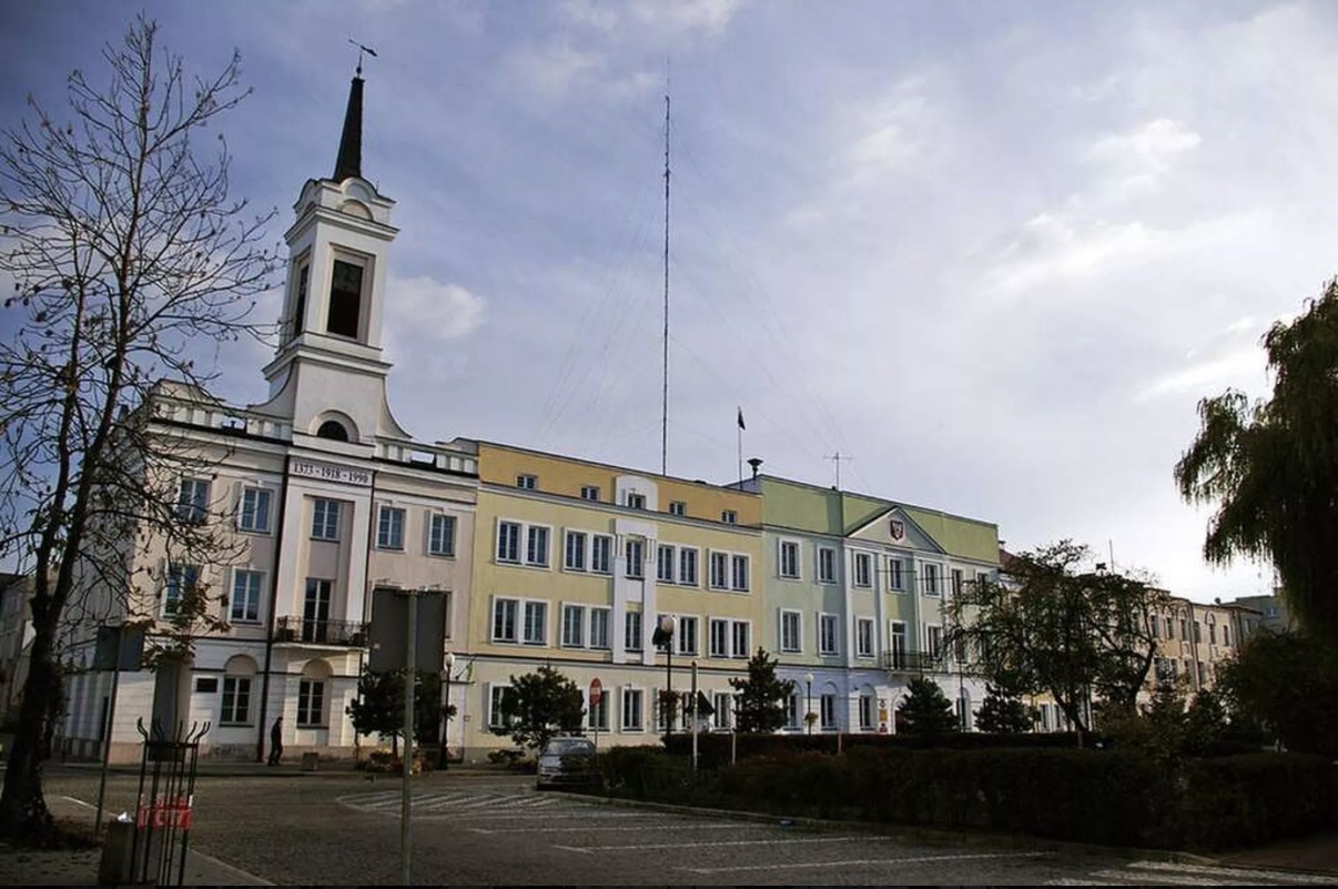 Seven Injured in Knife Attack at School in Poland