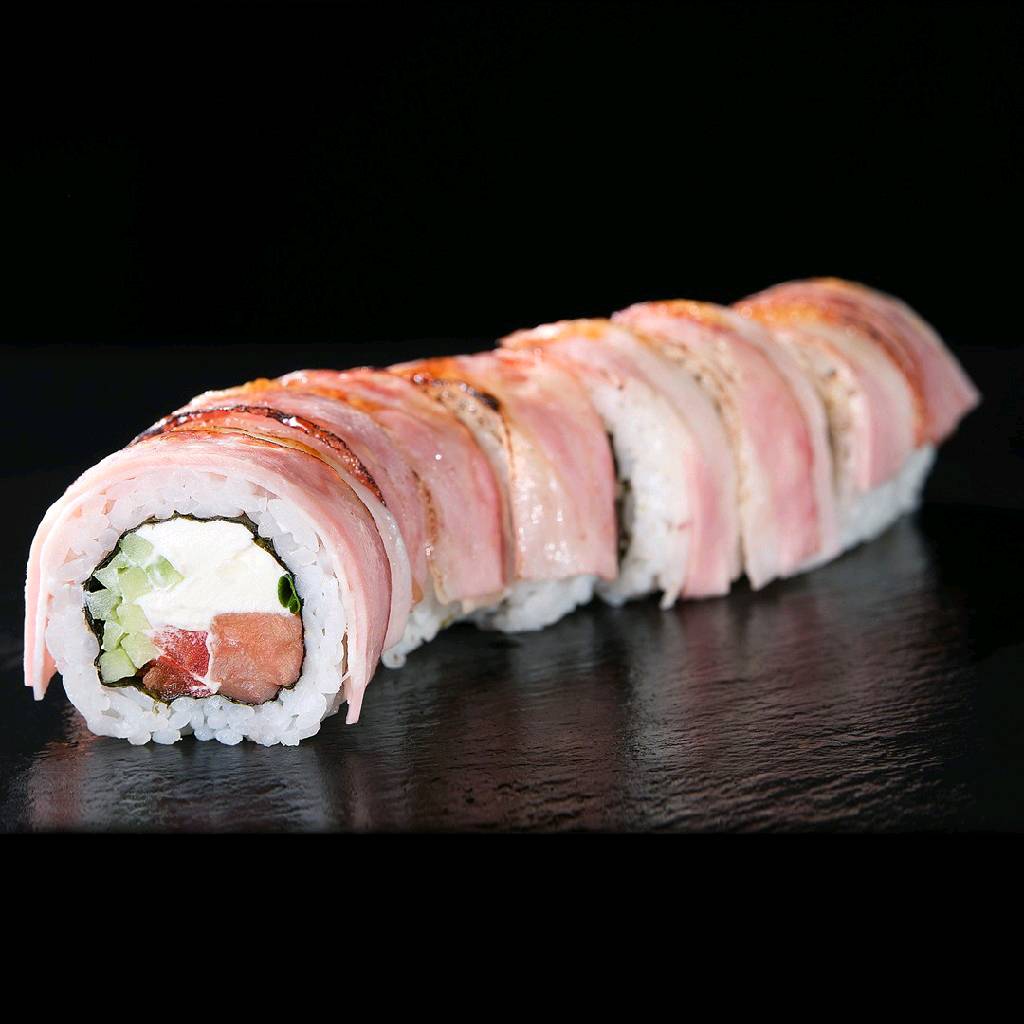 Філадельфія кунсей в беконі (гриль рол)