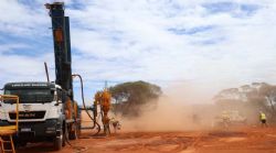 Drilling at the new Single Fin prospect