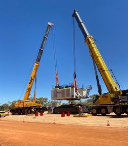 Figure 2. Assembly of the 225t Liebherr R994B at Anthill