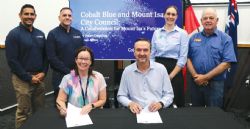Figure 1 – Cobalt Blue CEO Joe Kaderavek and Mount Isa City Mayor Peta MacRae Sign the MOU