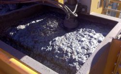 Lead-zinc concentrates being produced in the cleaner flotation cells.
