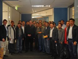 Hosts Chinese Delegation