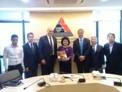 Mustang Team meeting with the Gems and Jewelry Institute of Thailand