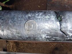 Large flakes intersected in MOD042 & Large roscoelite flake intersected at MOD045