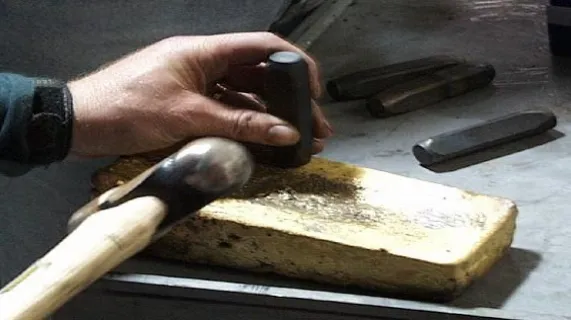 Beaconsfield Gold (ASX:BCD) said its gold production in the March 2009 quarter was 18,304 ounces at its Tasmanian mine, a 21 per cent jump compared with the previous quarter.