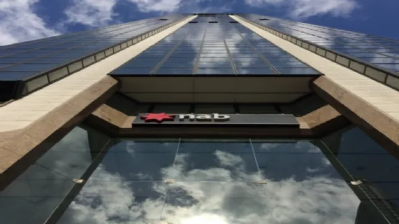 Aussie Banks In Class Action For Unlawful Fees 