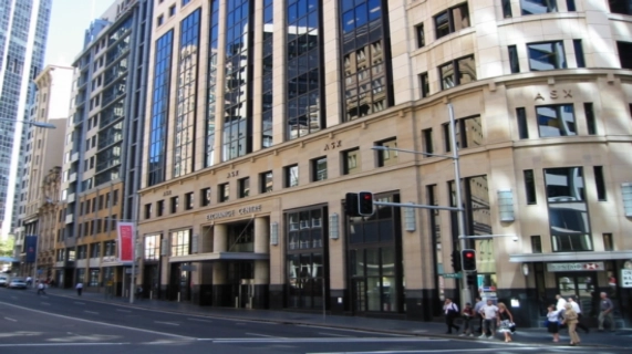 米国の不良資産に対する計画待ち