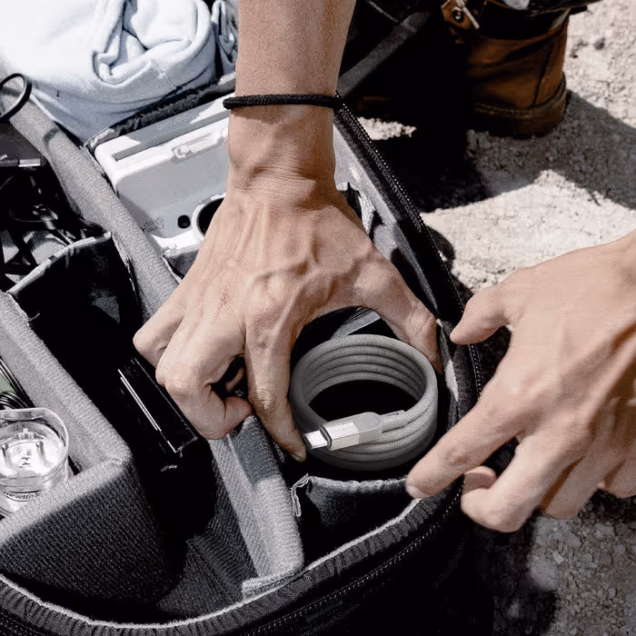 Cable de charge Momax Mag Link  USB-C 100W 2M - Gris 5