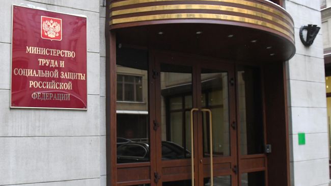 Restrictions for foreign workers may be tightened in 10 Russian regions