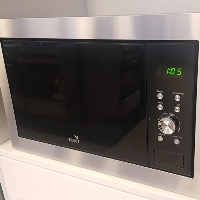ZENET BI MICROWAVE 30L ZBI-30MO MADE IN CHINA ( 1 YEAR FULL WARRANTY )