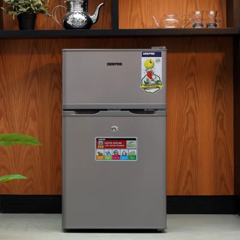 GEEPAS REFRIGERATOR 125L DEFROST GRF1259GPE MADE IN CHINA ( 2 YEAR FULL WARRANTY )