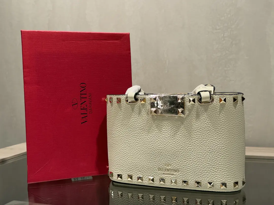 فالنتينو