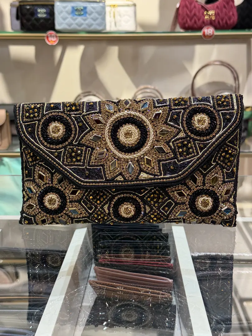 شنطة صناعه يدويه