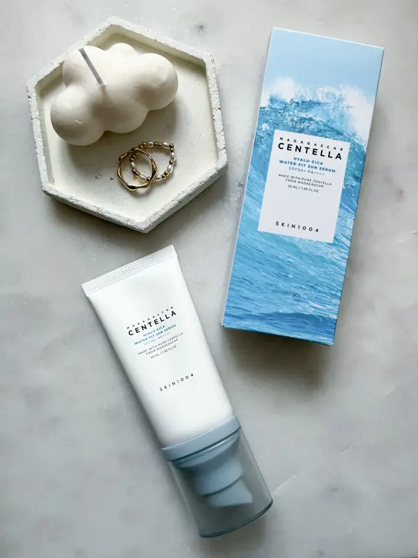 Skin1004 Centella Hyalu-Cica Water Fit SPF50+ Sun Serum