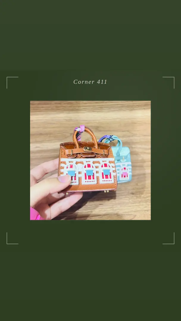 ميني بيركن ميدالية 👜🤎.