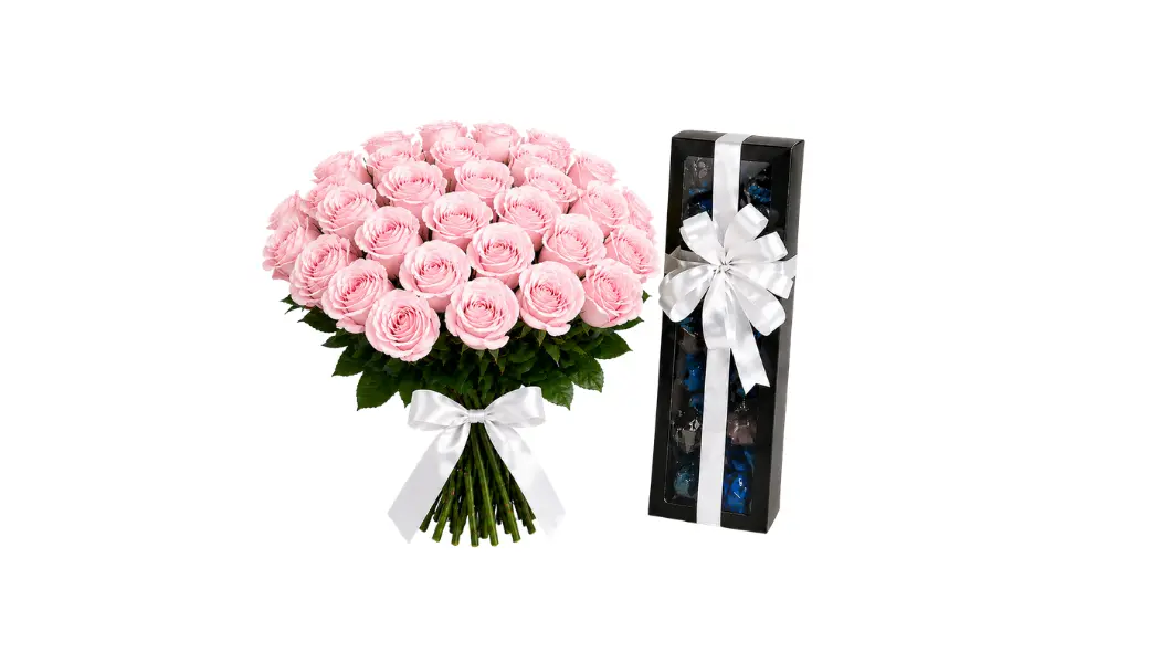 Chocolate Box (240g) & 25 Light Pink Roses