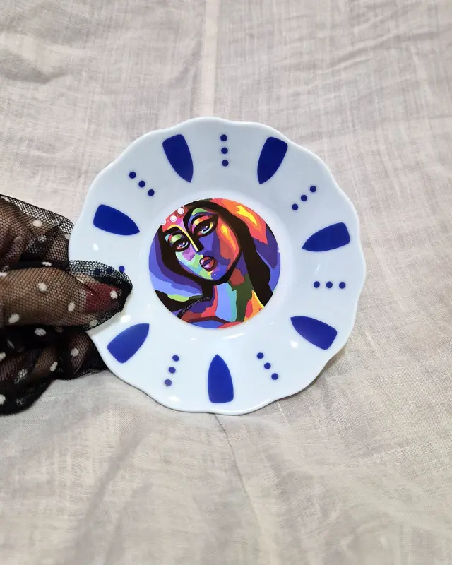 Traditional Saucer 19