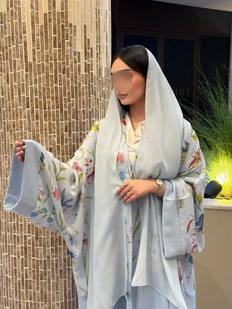 عباية أنيقة