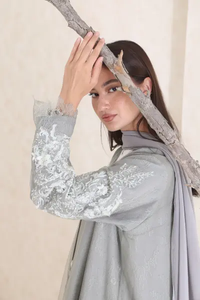 Limited Abaya