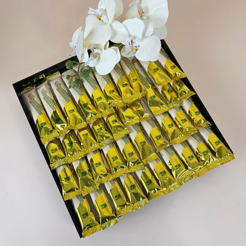 Acrylic pistachio wafer
